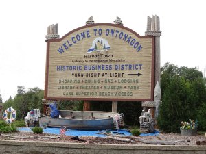 ontonagon-sign-4065