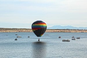 Balloon + Boats 6810